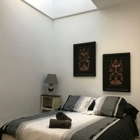 Les Chambres Du Palais Carcassonne Esterno foto